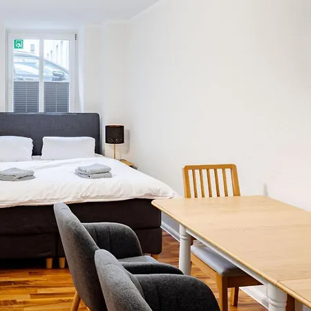 Am Hauptbahnhof Apartment *